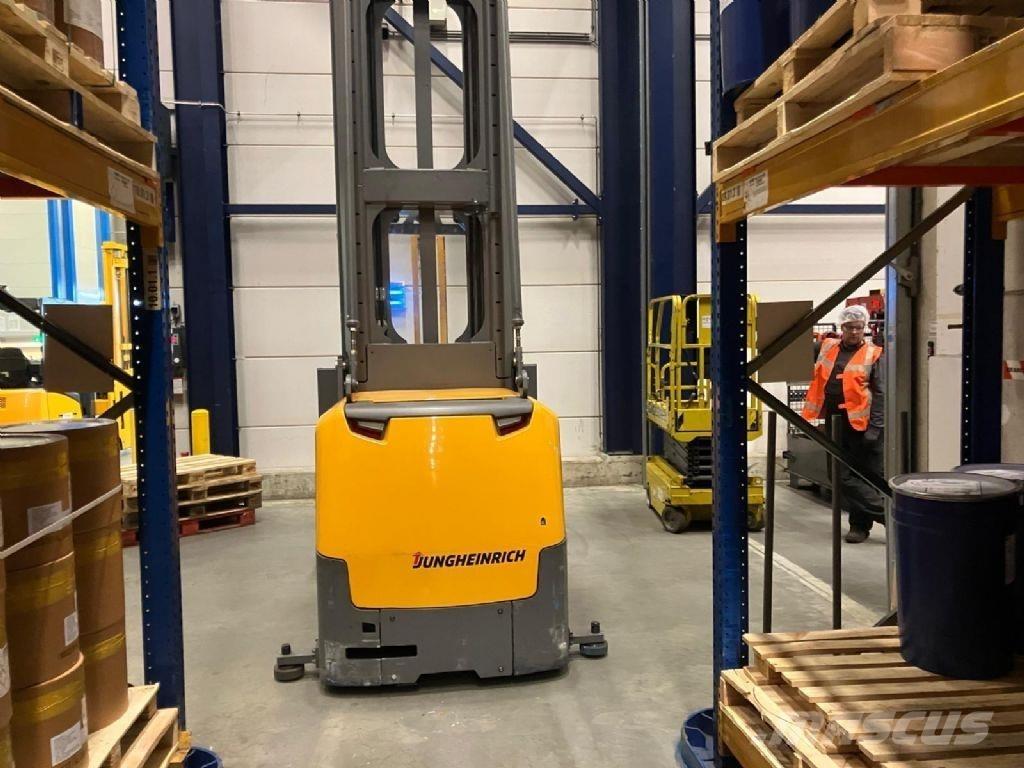 Jungheinrich EKX 516 High lift order picker