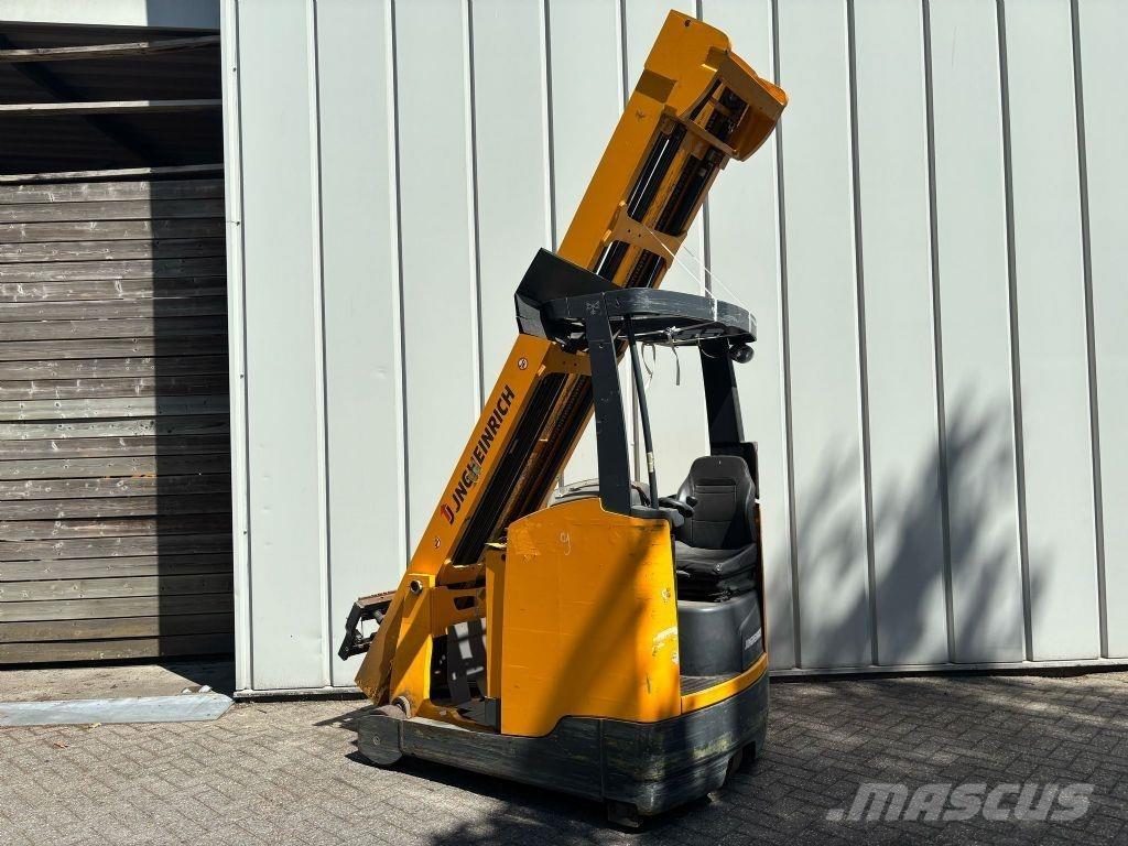 Jungheinrich ETV 216 Reach trucks