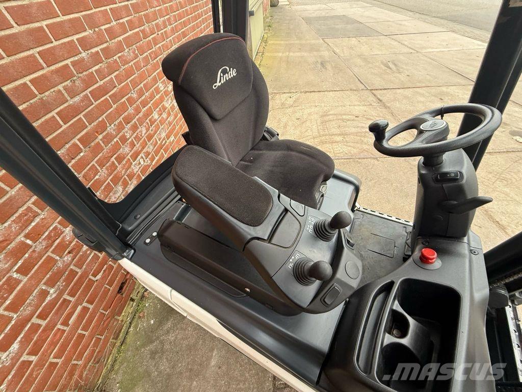 Linde E14-02 Electric Forklifts