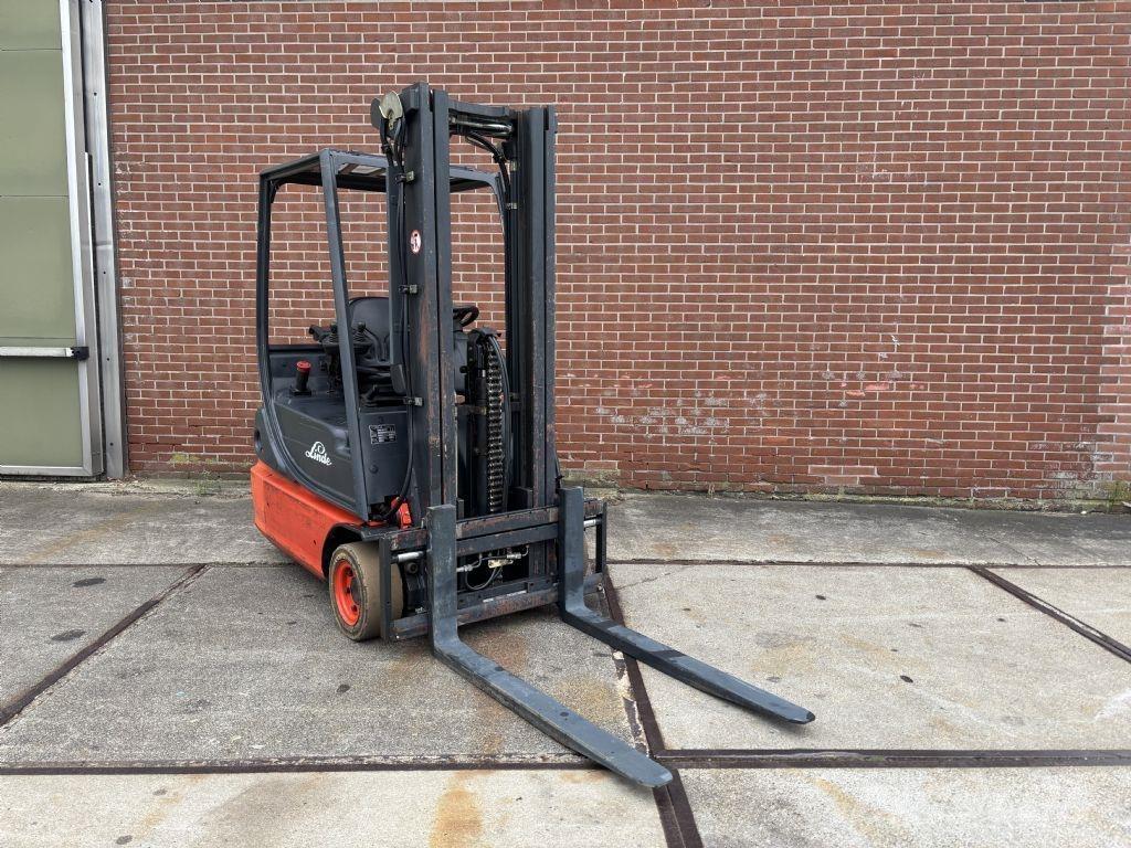 Linde E16C-02 Electric Forklifts
