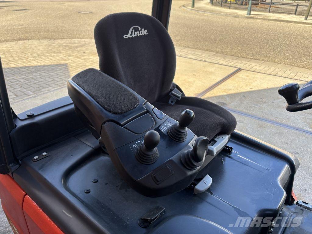 Linde E18L-02 Electric Forklifts