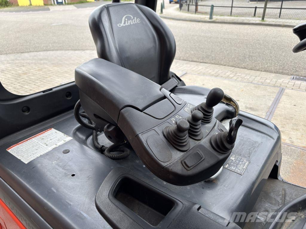 Linde E25H-01/600 Electric Forklifts