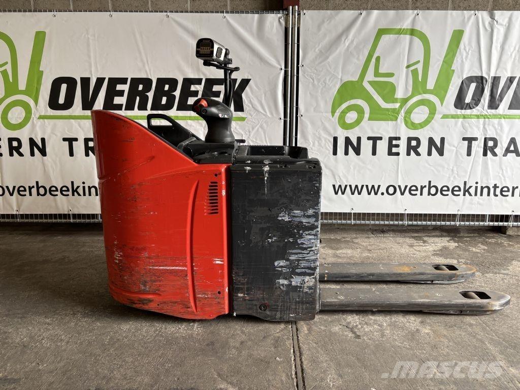 Linde T20 SP Self Propelled Stackers