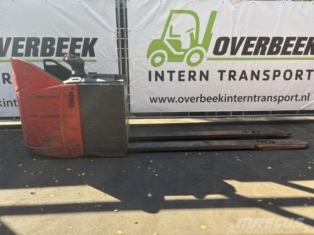 Linde T20 SP Self Propelled Stackers