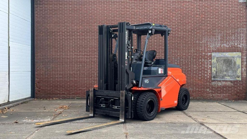 Toyota 9FMBM70T Electric Forklifts