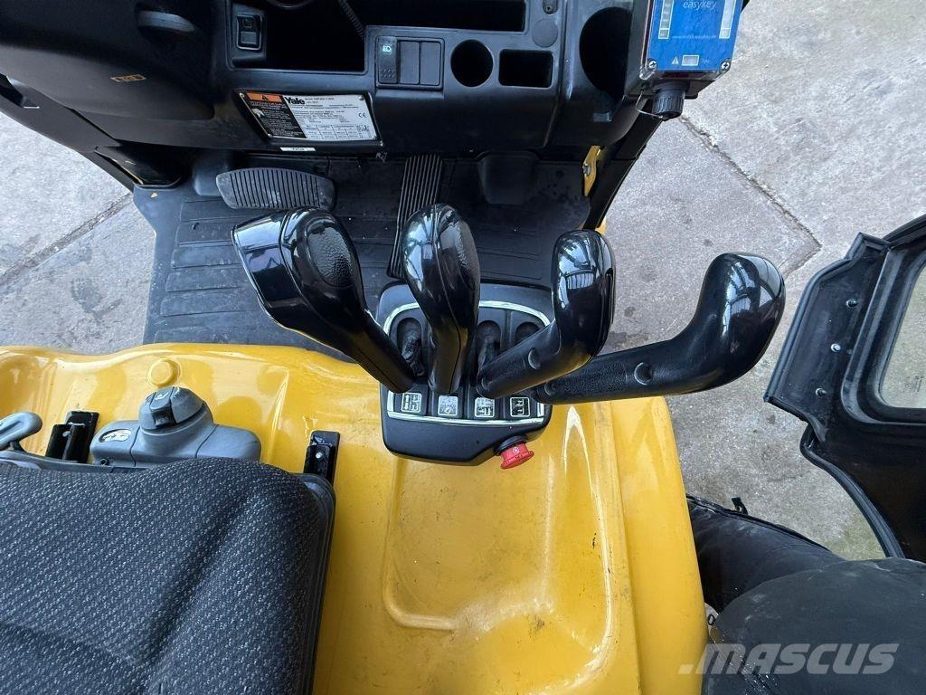 Yale ERP35VL F2945 Electric Forklifts