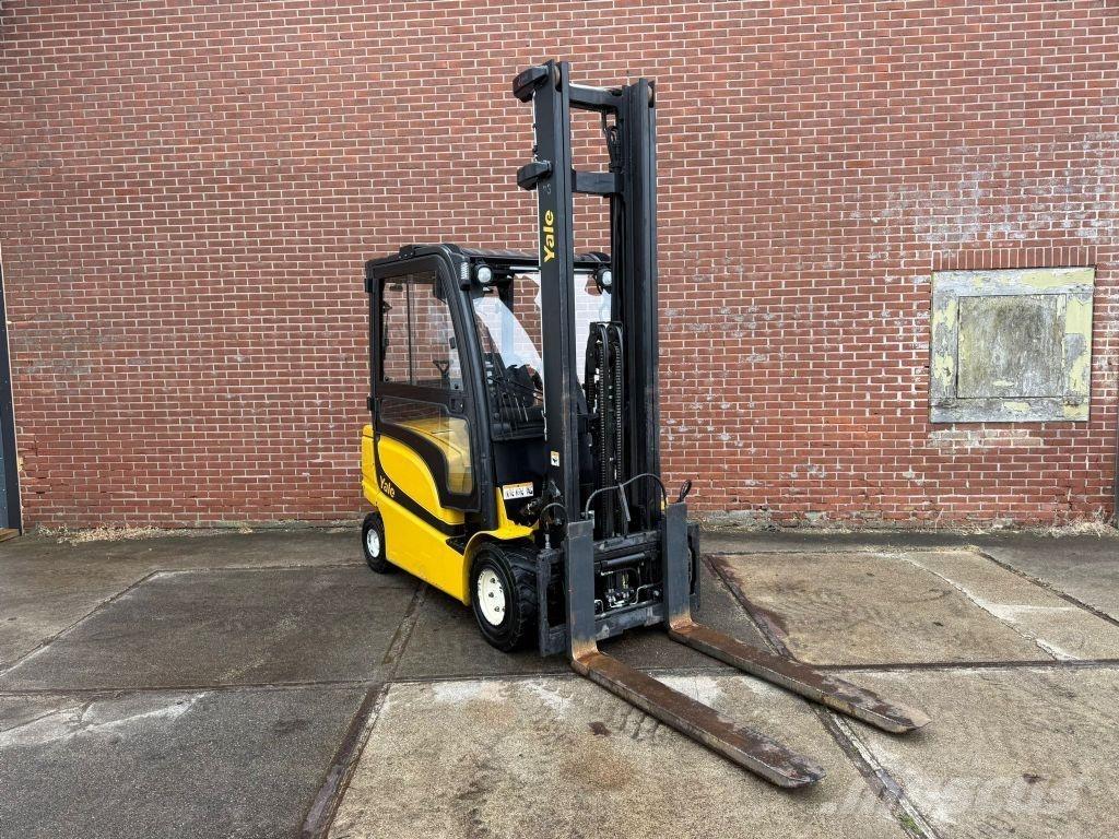 Yale ERP35VL F2945 Electric Forklifts