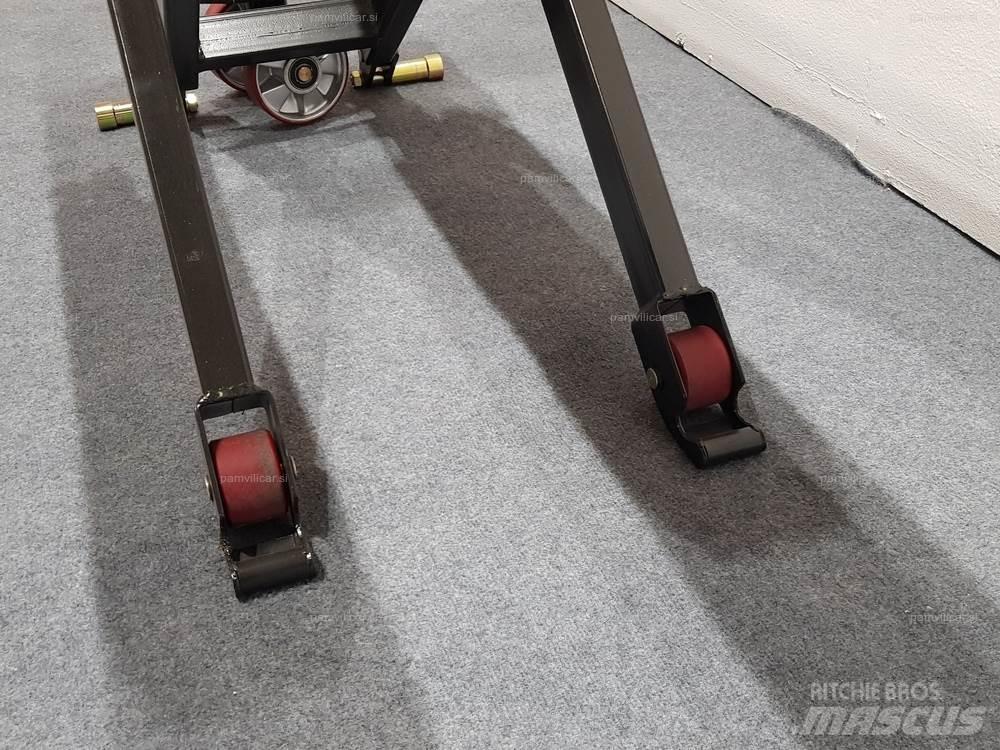 EP HLT10 Misc Forklifts