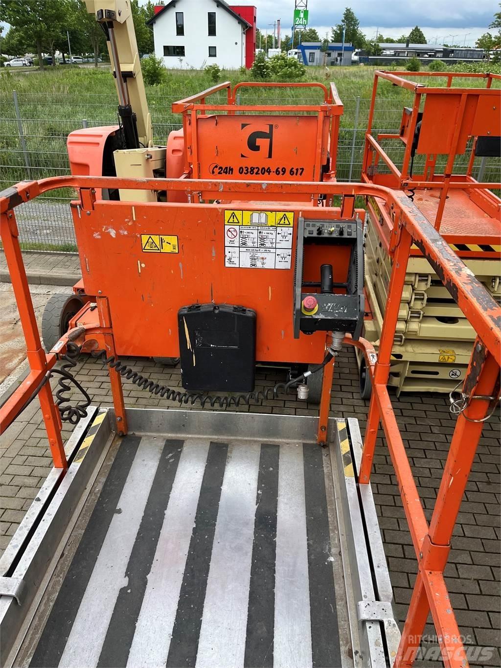 JLG 3246 ES Scissor Lifts