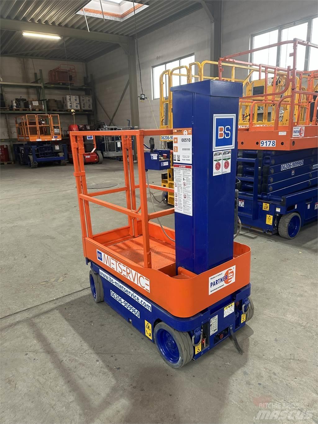 SkyJack SJ 16 Scissor Lifts