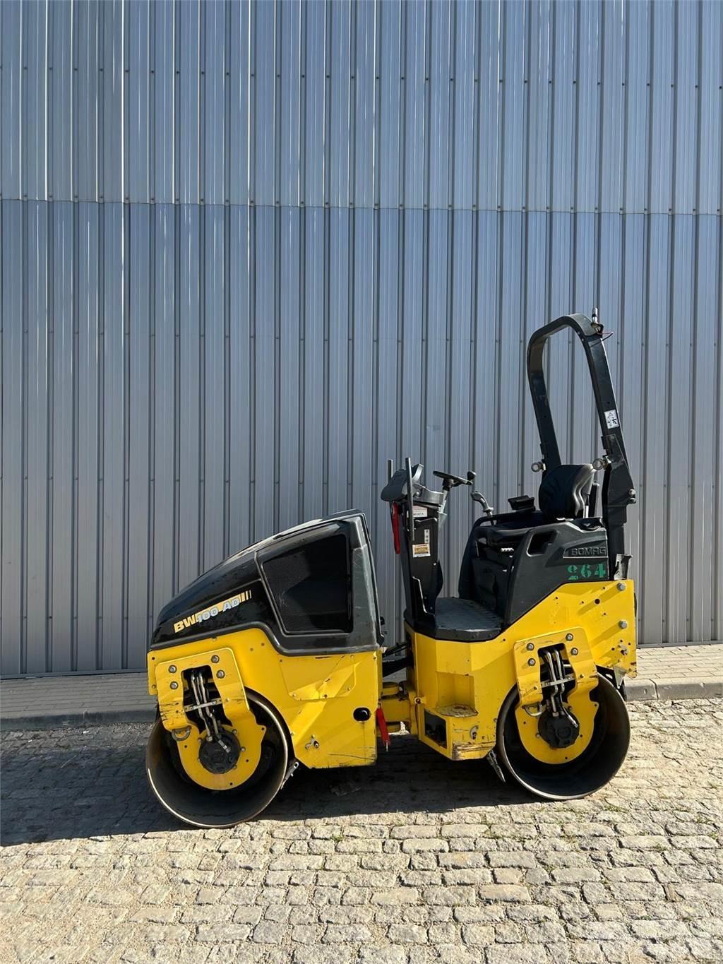 Bomag BW100AD-5 Twin drum rollers