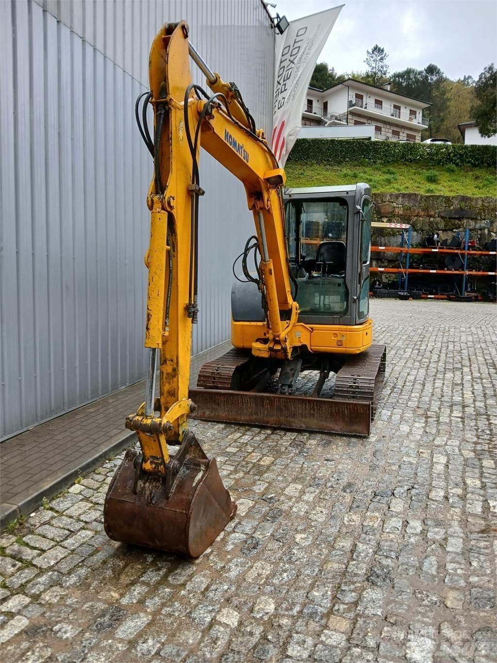 Komatsu PC50MR-2 Mini Excavators <7t (Mini Diggers)