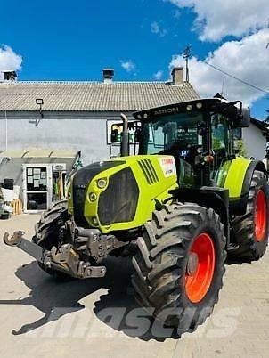 CLAAS ARION 640 Tractors