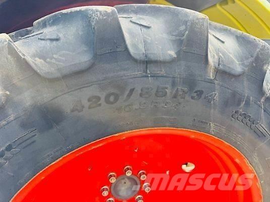 CLAAS CELTIS 446 RX Tractors