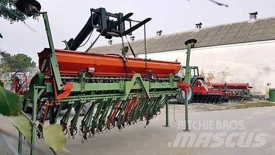 Kuhn LOGISEM 4000 Farm Drills