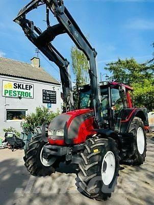 Valtra N101 Tractors
