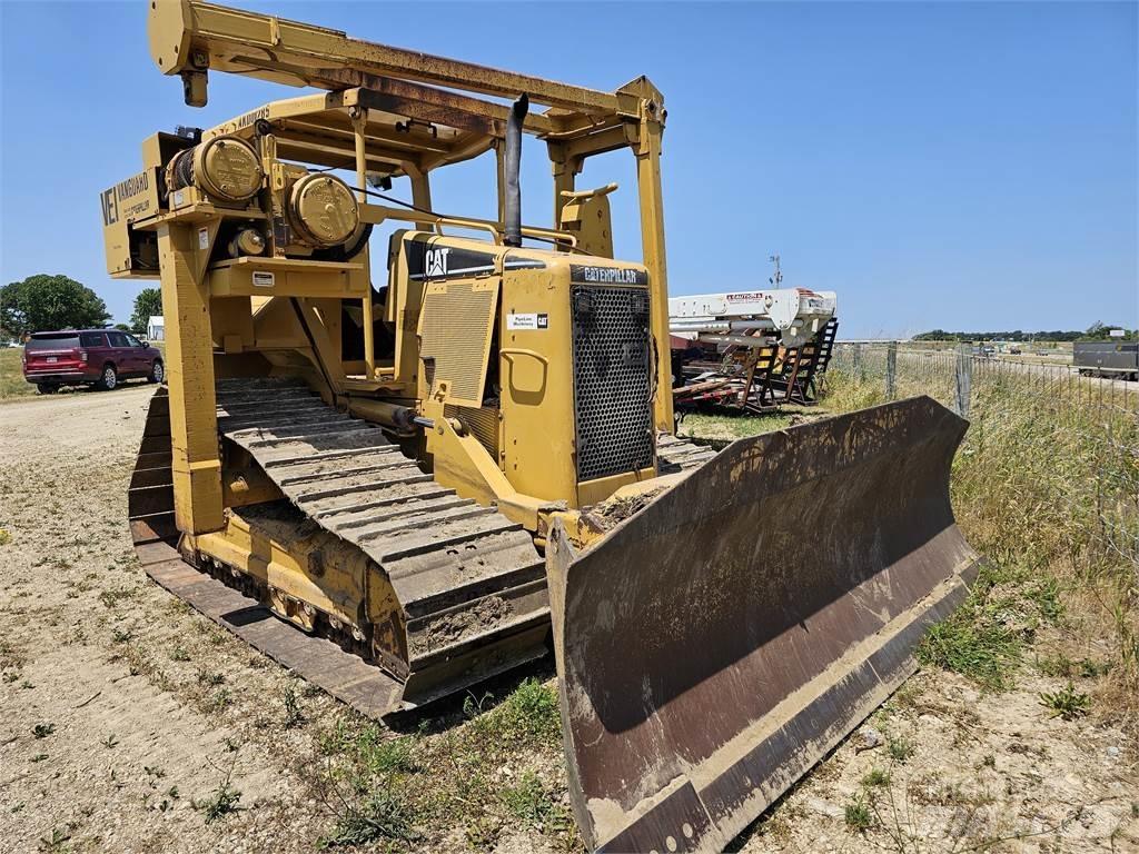 CAT D5N LGP Crawler dozers