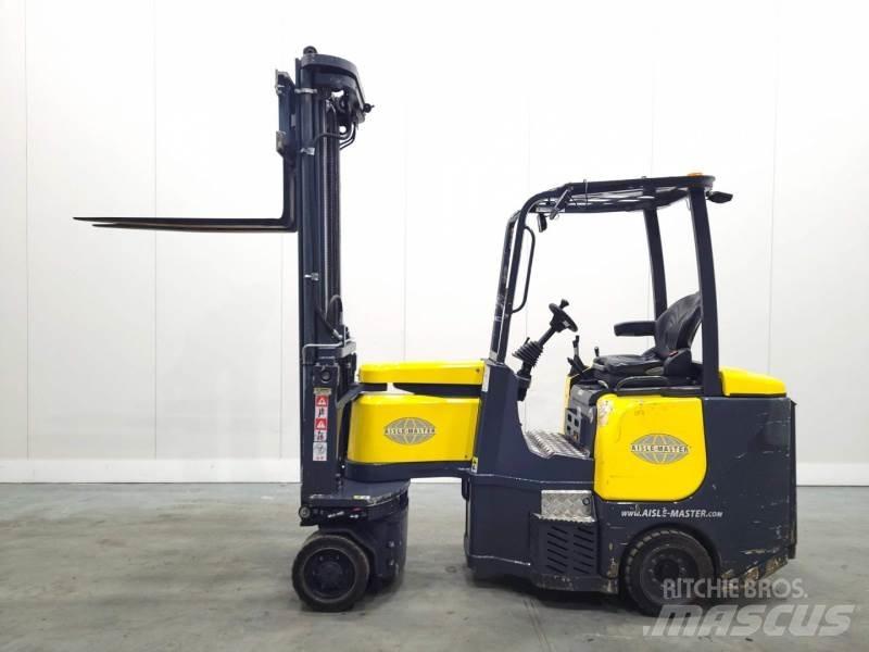Aisle-Master 15SE Narrow aisle truck