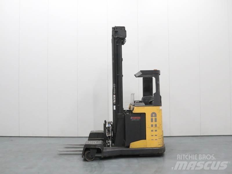Atlet UFS200 DTFV RG 755 4-way Reach Trucks