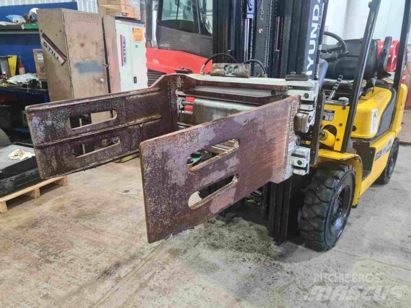 Cascade BALE CLAMP Other Attachment / Components