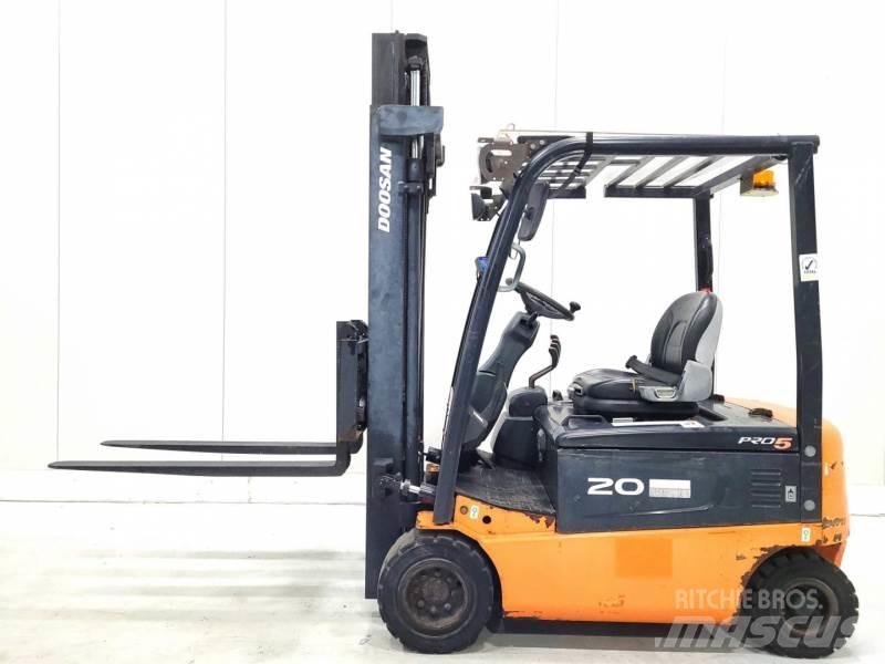 Doosan B20X-5 Electric Forklifts