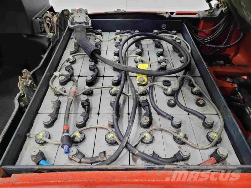 Linde E16PH-01 Electric Forklifts