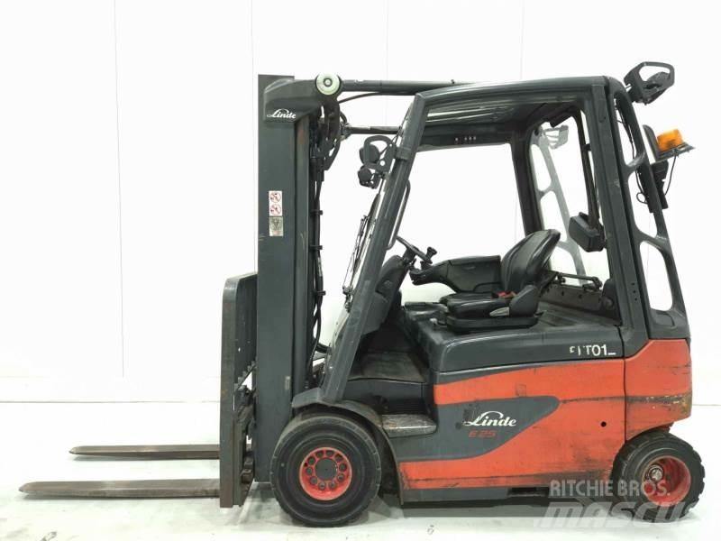 Linde E25-01 Electric Forklifts