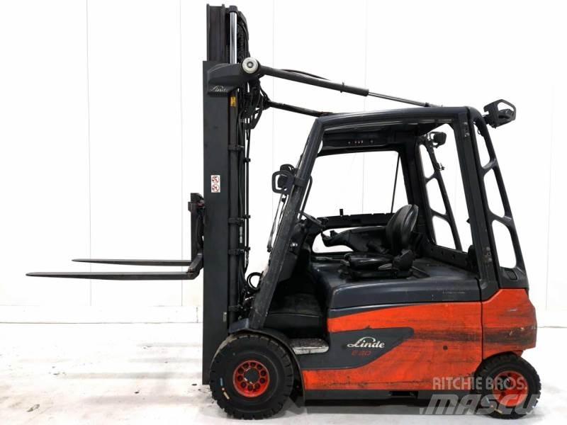 Linde E30L-01 Electric Forklifts