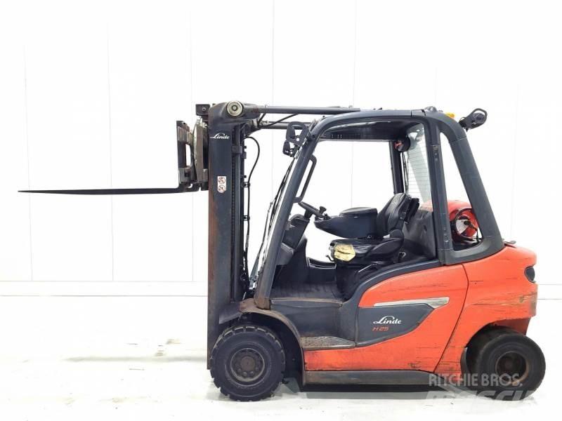 Linde H25T-01 LPG trucks