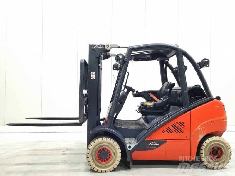 Linde H25T-02 LPG trucks