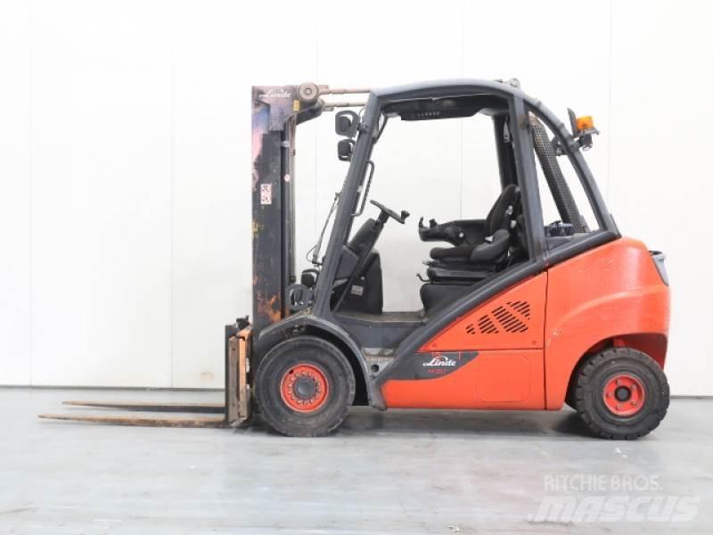 Linde H30D-02 393 Diesel Forklifts