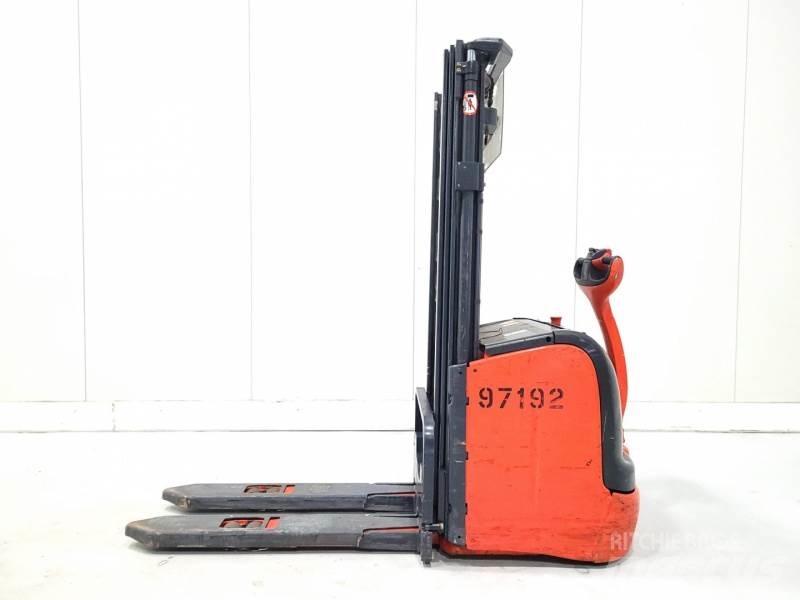Linde L14 Manual Pallet Stacker