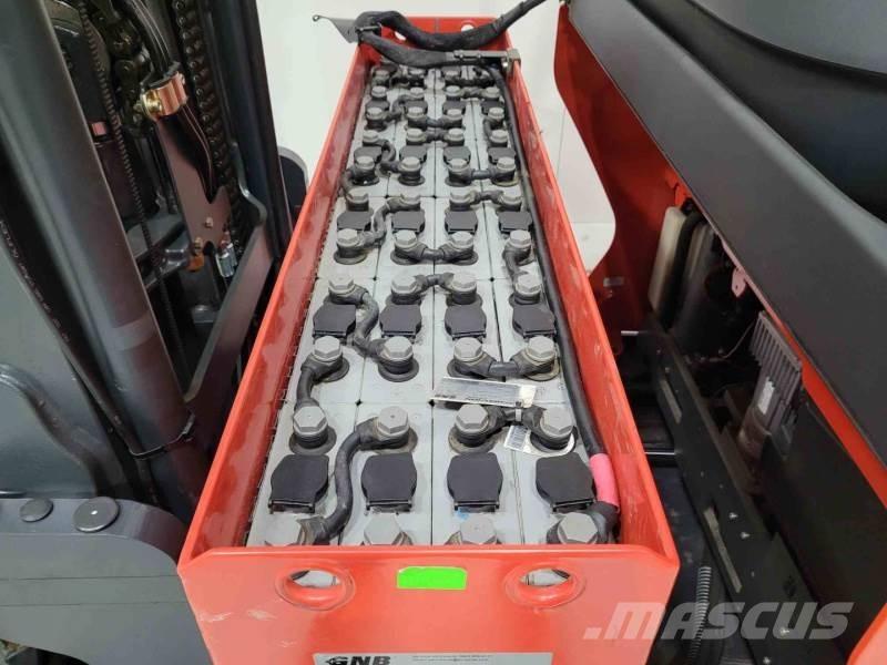 Linde R14B-01 Reach trucks