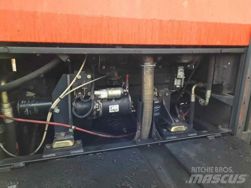 Linde S30 Side Loaders
