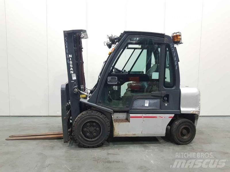 TCM YG1D2A30H Diesel Forklifts