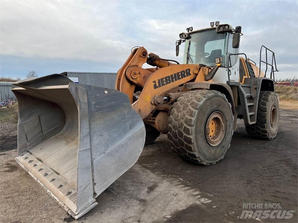 Liebherr L586 Wheel Loaders