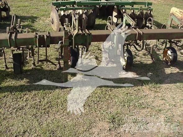 Baker 6R Cultivators