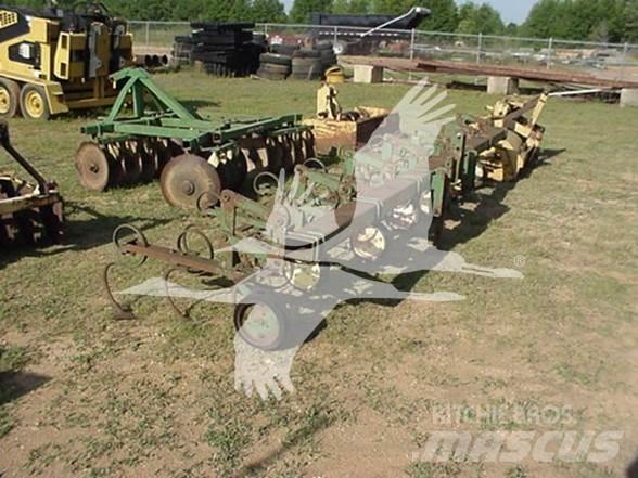 Baker 6R Cultivators