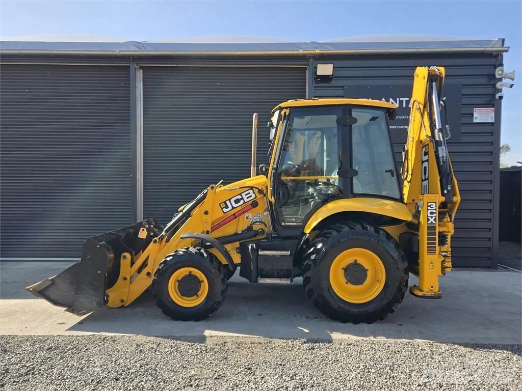 JCB 3CX Backhoe Loaders