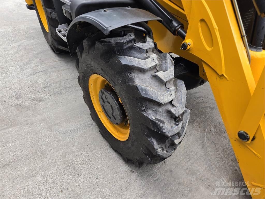 JCB 3CX Backhoe Loaders
