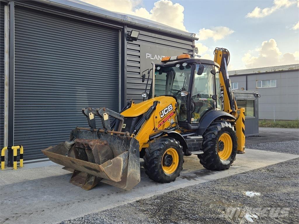 JCB 3CX Backhoe Loaders