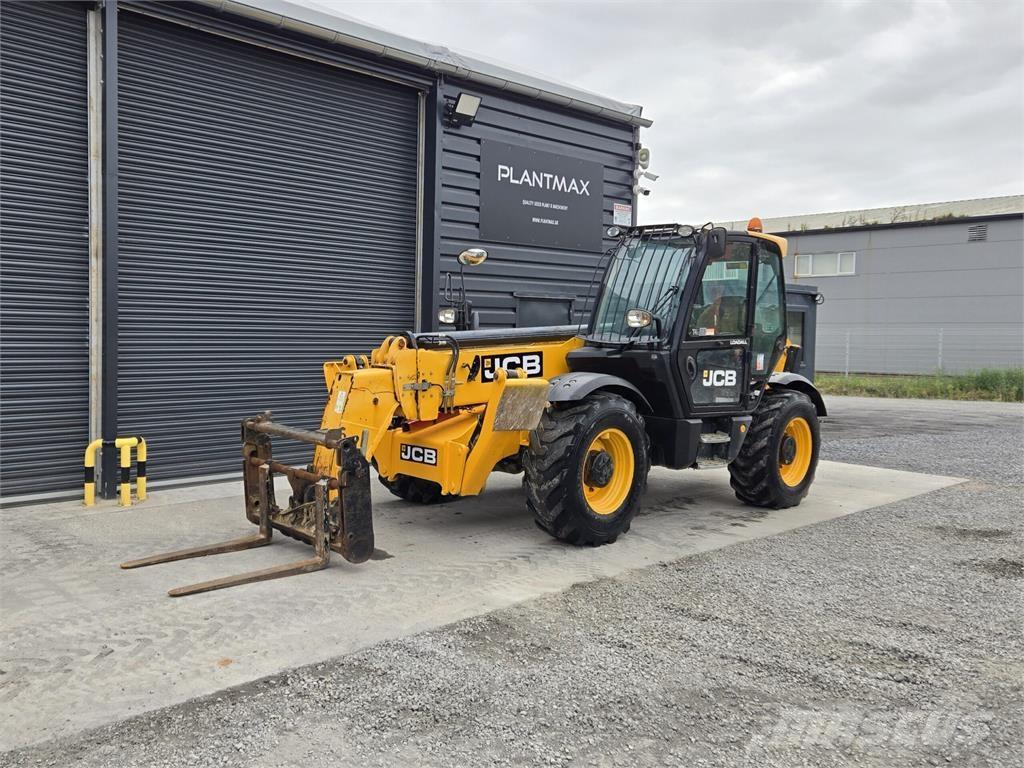 JCB 535-140 Telescopic Handlers