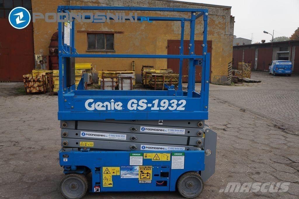 Genie 1932 Scissor Lifts