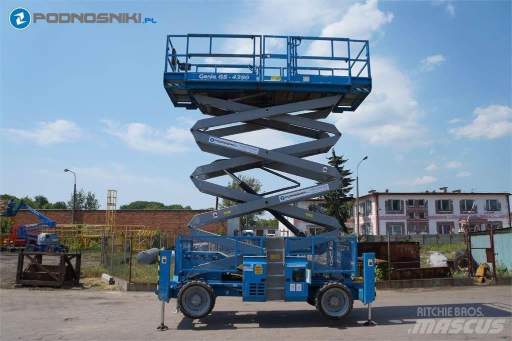 Genie 4390 RT Scissor Lifts