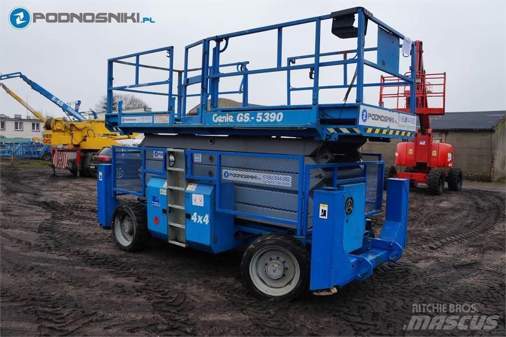 Genie 5390 Scissor Lifts