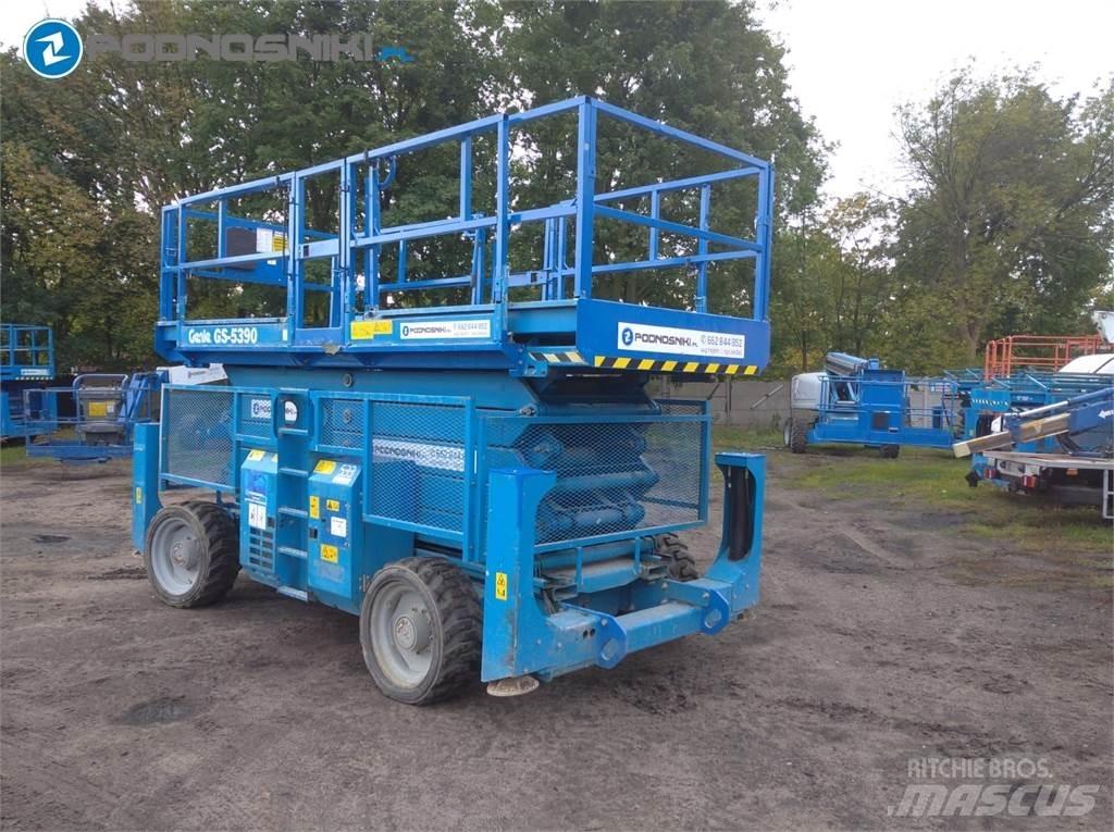 Genie 5390 Scissor Lifts
