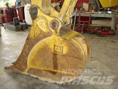 CAT 320C, Bucket GP 24 Other