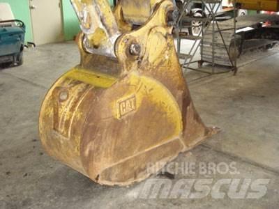 CAT 320C, Bucket GP 24 Other