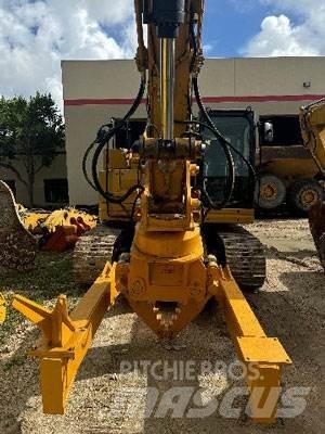 CAT 325FL CR Waste / Industry Handlers