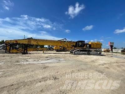 CAT 390FL UHD Demolition